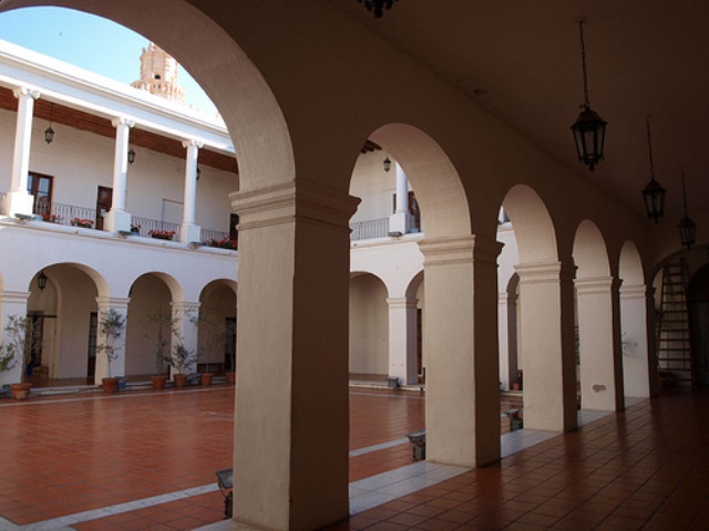 Historic City Hall. View of the main court. 