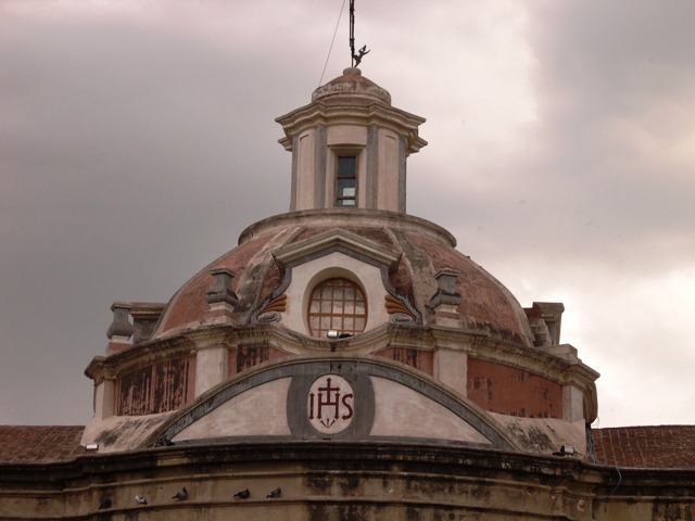 Estancia Jesuítica de Alta Gracia. Vista exterior de la cúpula de la parroquia Nuestra señora de la Merced
. Fotografía Rafael Piñeiro y Rebeca Medina