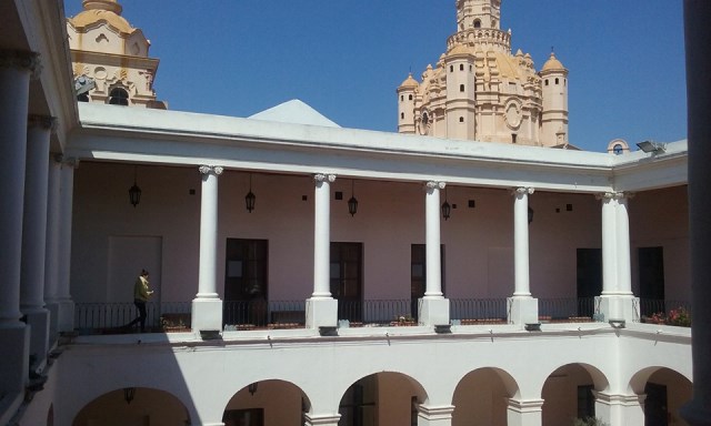 Historic City Hall ,  View of the upper floor from the main court, with an image of the cathedral´s dome in the background. . Photo provided by María Elena Ferreira