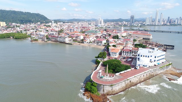 Distrito Histórico de Panamá ,  Vista aérea de Punta Chiriquí . Fotografía Roberto Saavedra-Oficina del Casco Antiguo