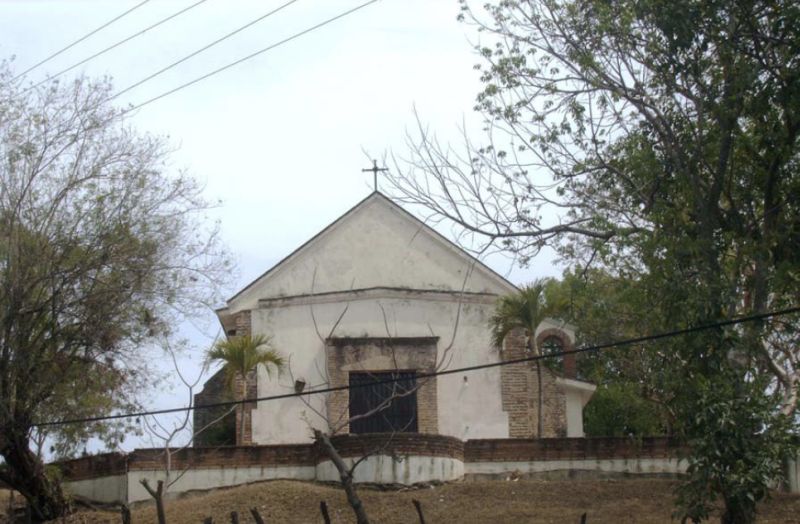 Facade of the parish of San Gregorio de Nigua. . 