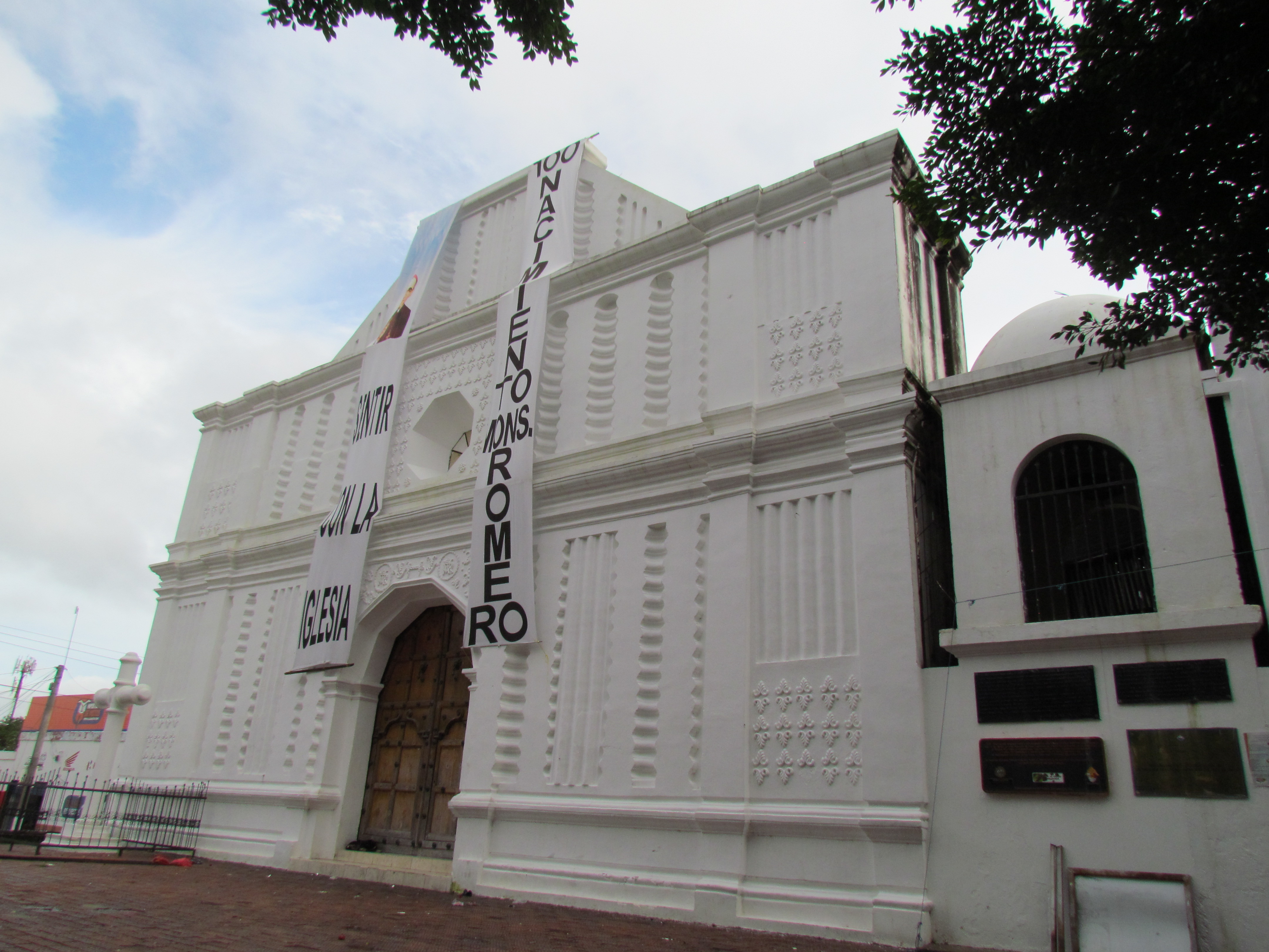 San Vicente. Church of Our Lady of El Pilar. Photo: José Heriberto Erquicia