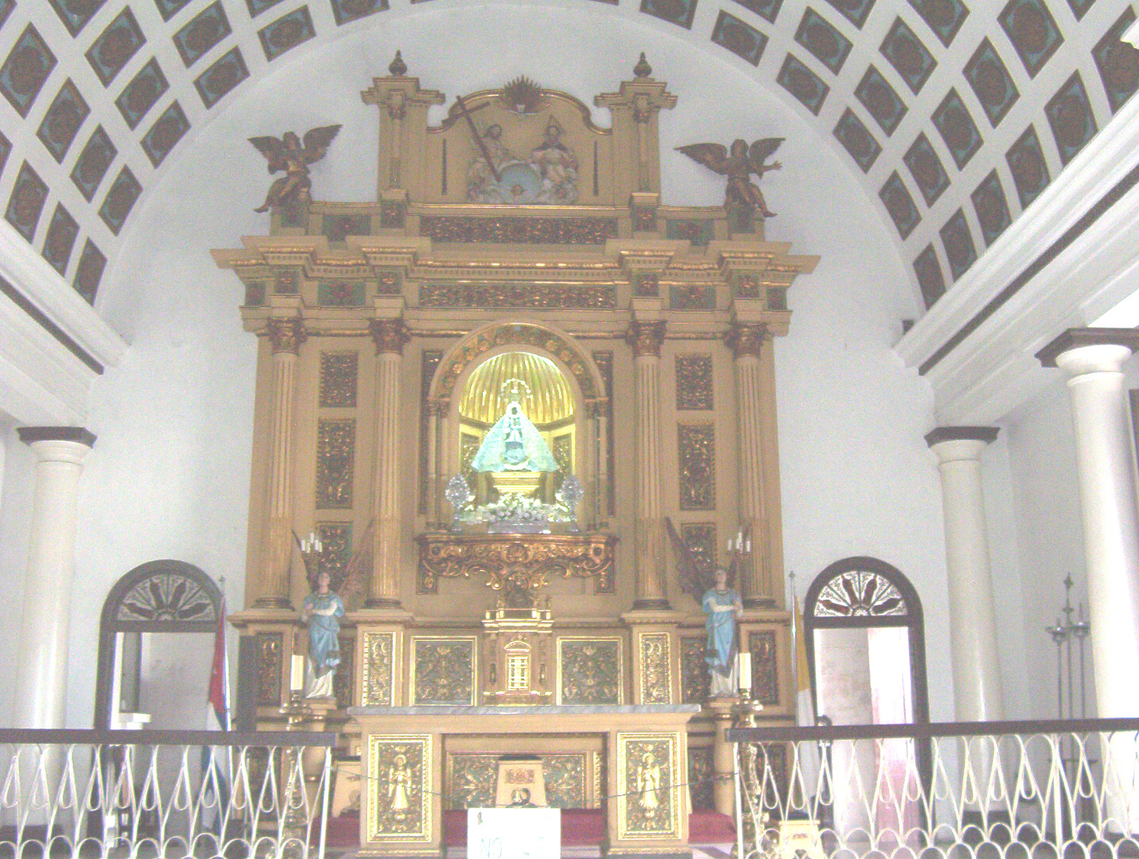 Church of Our Lady of Regla. View of main altar . Photo: National Monuments Commission