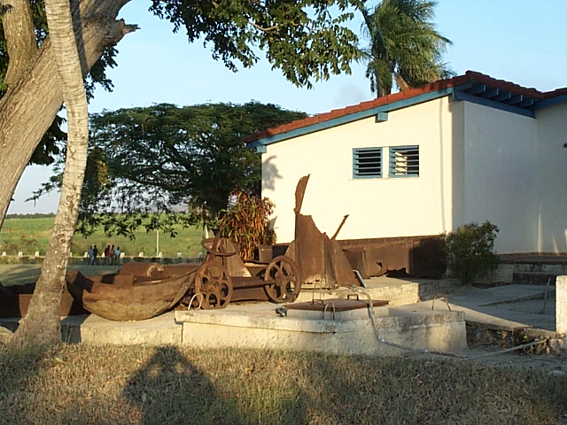 Ingenio La Demajagua. Muestra de elementos industriales en el museo de sitio. Foto Archivo del Consejo Nacional de Monumento