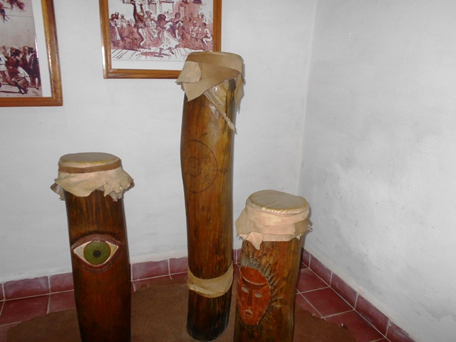 Castillo San Severino “Museo Ruta del Esclavo”. Detalle de los instrumentos. Foto: Nilson Acosta