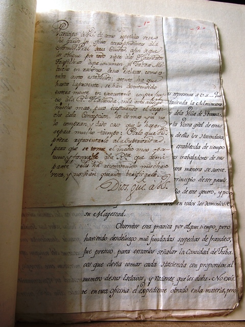 Orders from the General Division of Royal Revenues of Quito (Manuscript). Heritage document. It is located in the Series Tobacco Levies, box 18, file 1, number of pages: 8. Photo: National Archive of Ecuador
